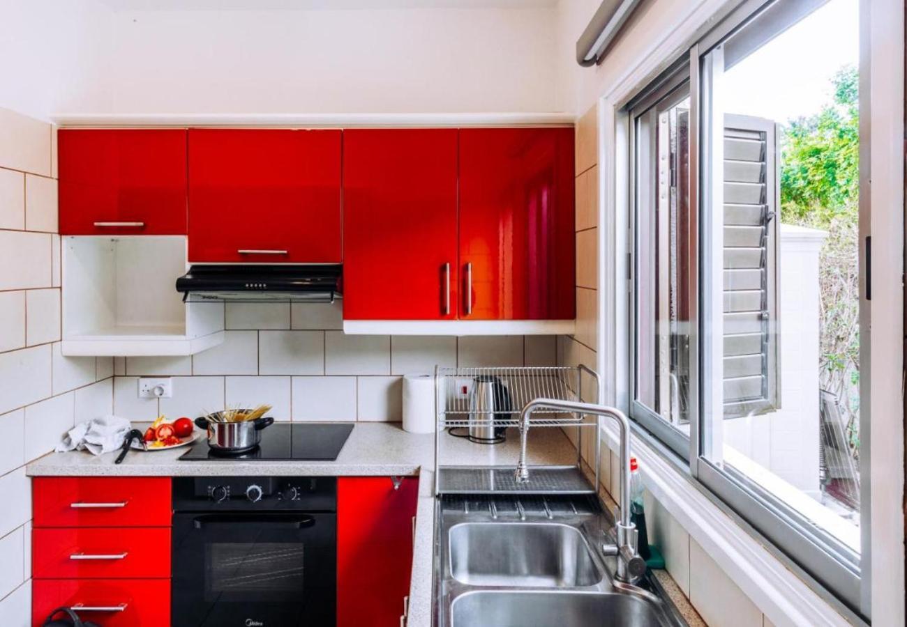 H&O Royal Townhouse In Center Paphos Apartment Екстериор снимка