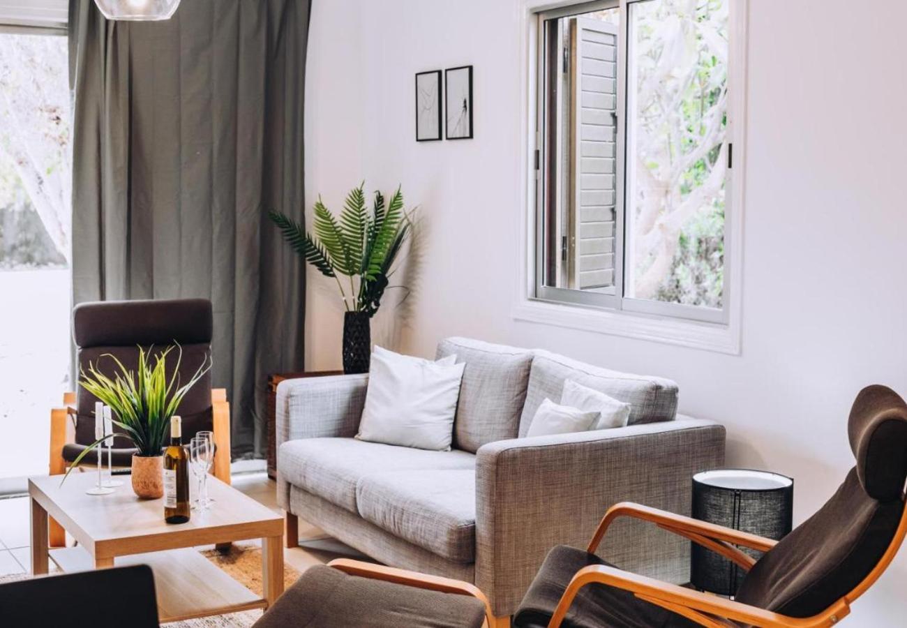 H&O Royal Townhouse In Center Paphos Apartment Екстериор снимка
